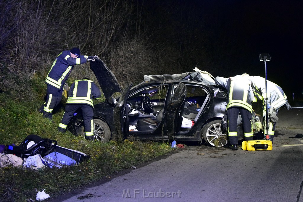 Schwerer VU A 4 Rich Olpe kurz vor AS Koeln Klettenberg P050.JPG - Miklos Laubert